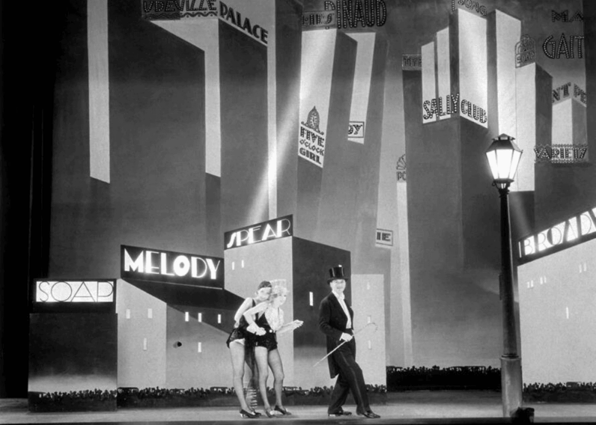  Metro-Goldwyn-Mayer (MGM) 