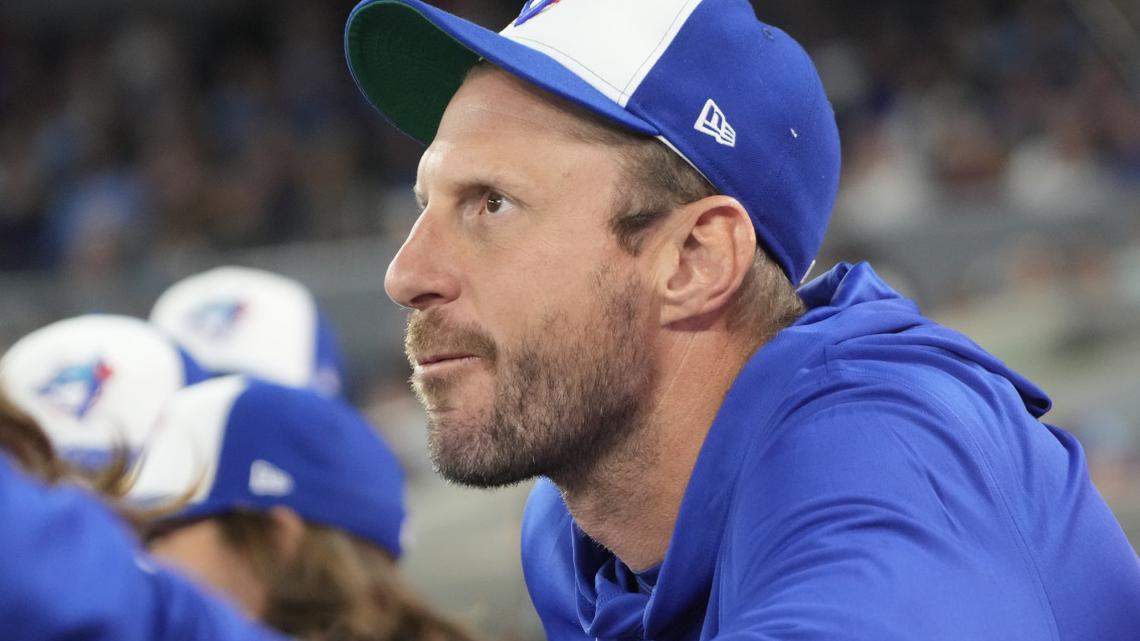 Blue Jays' John Schneider Announces Max Scherzer News After Leaving Dodgers Game 