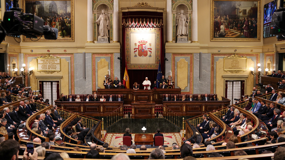 Pope Leo warns Spain's parliament the world is in 'profound' crisis 