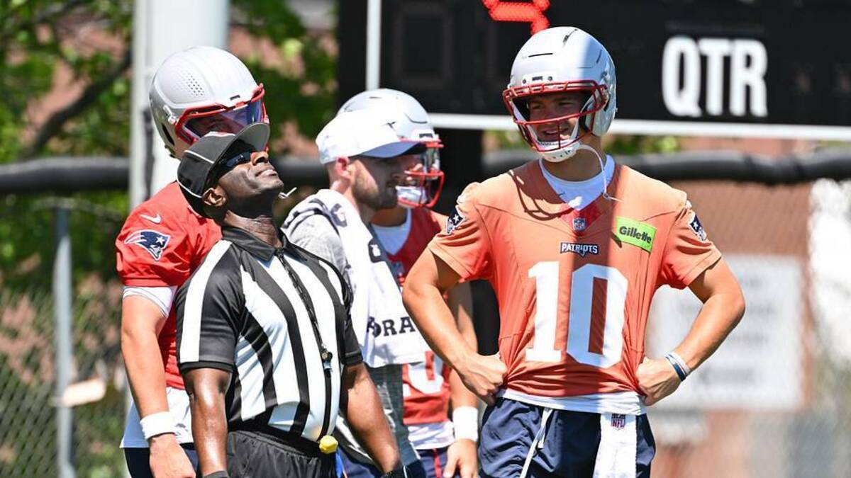  Jun 9, 2026; Foxborough, MA, USA; New England Patriots quarterback Drake Maye (10) speaks to an official during minicamp at Gillette Stadium. Mandatory Credit: Eric Canha-Imagn Images | Eric Canha-Imagn Images 