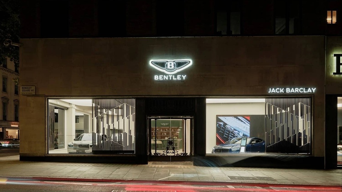 Bentley Plans to Replace Dealer Reception Desks With Bars