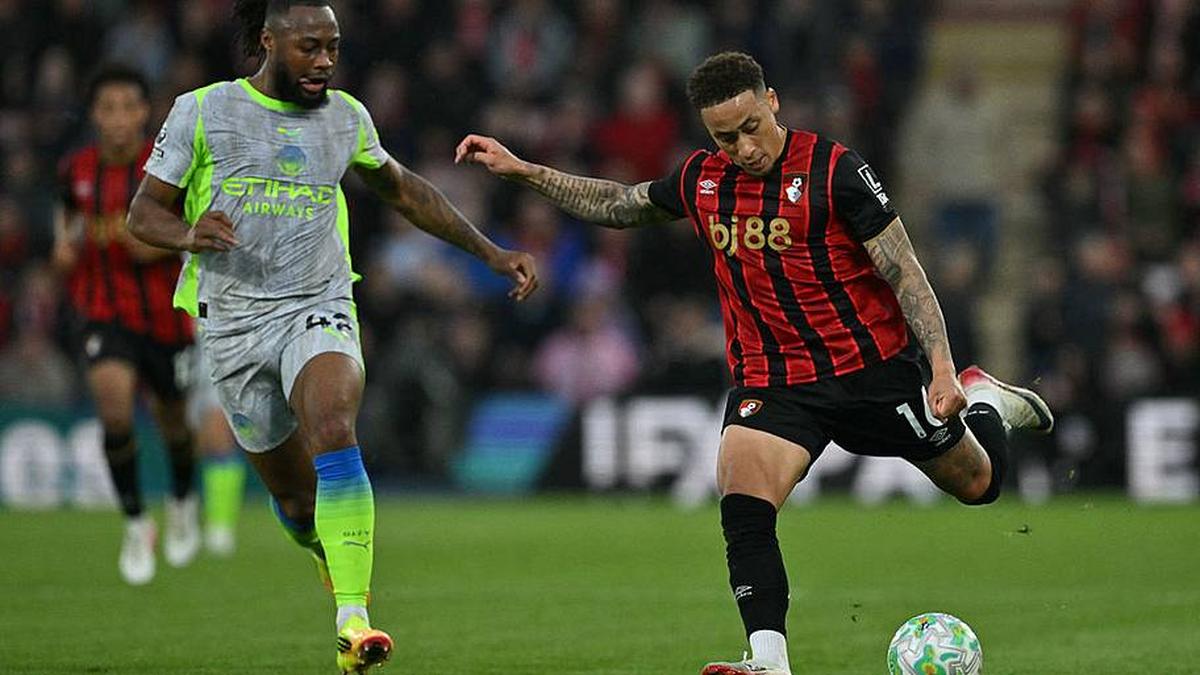  Antoine Semenyo (left) got nothing going against his former club. | Glyn Kirk/AFP/Getty Images 