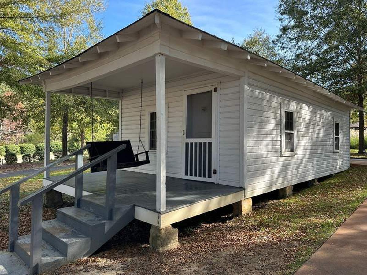  The humble two room house where Elvis Presley was born in Tupelo Mississippi. Photo credit: Robin O’Neal Smith 
