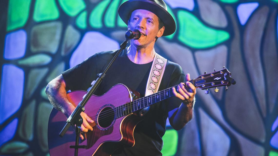 Jason Mraz Announces Gospel Album Dedicated to His Grandmother 