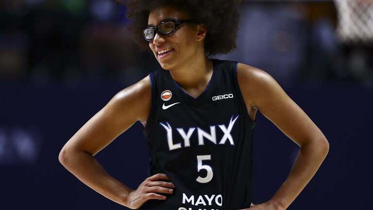 Lynx have another No. 1 seed in sight as they take on Fever  