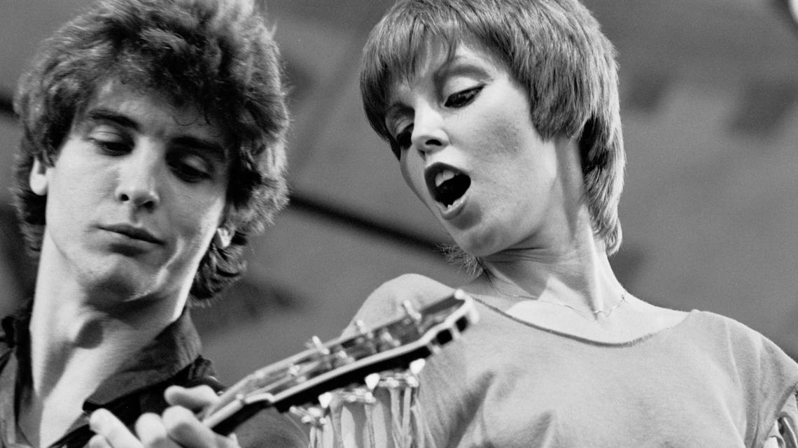 1983 Pop-Rock Hit That Was Almost a Ballad Became a Defining Anthem of the MTV Era 