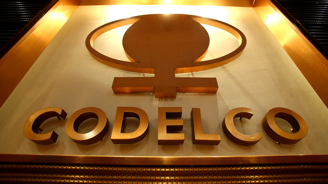 Chilena Codelco ajusta liderazgo en medio de problemas operativos 