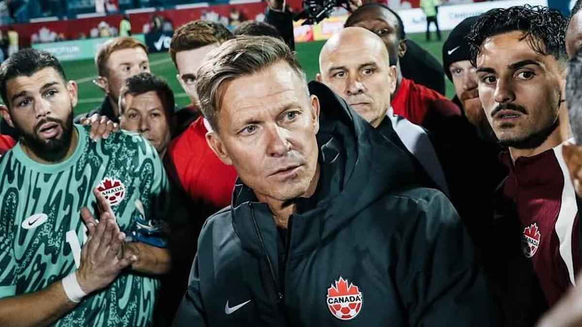  Jesse Marsch (center) is exceptionally popular in Canada. | Jesse Marsch - Canada vs. Colombia 
