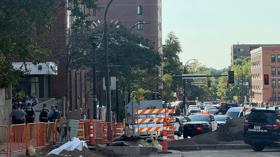 Who is Carlton Johnson II, the suspect in the Minneapolis mass shooting? 