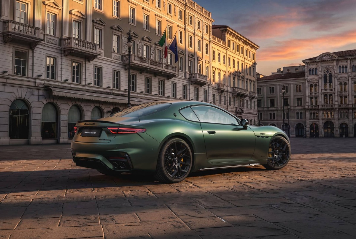  2027 Maserati GranTurismo Trofeo Maserati