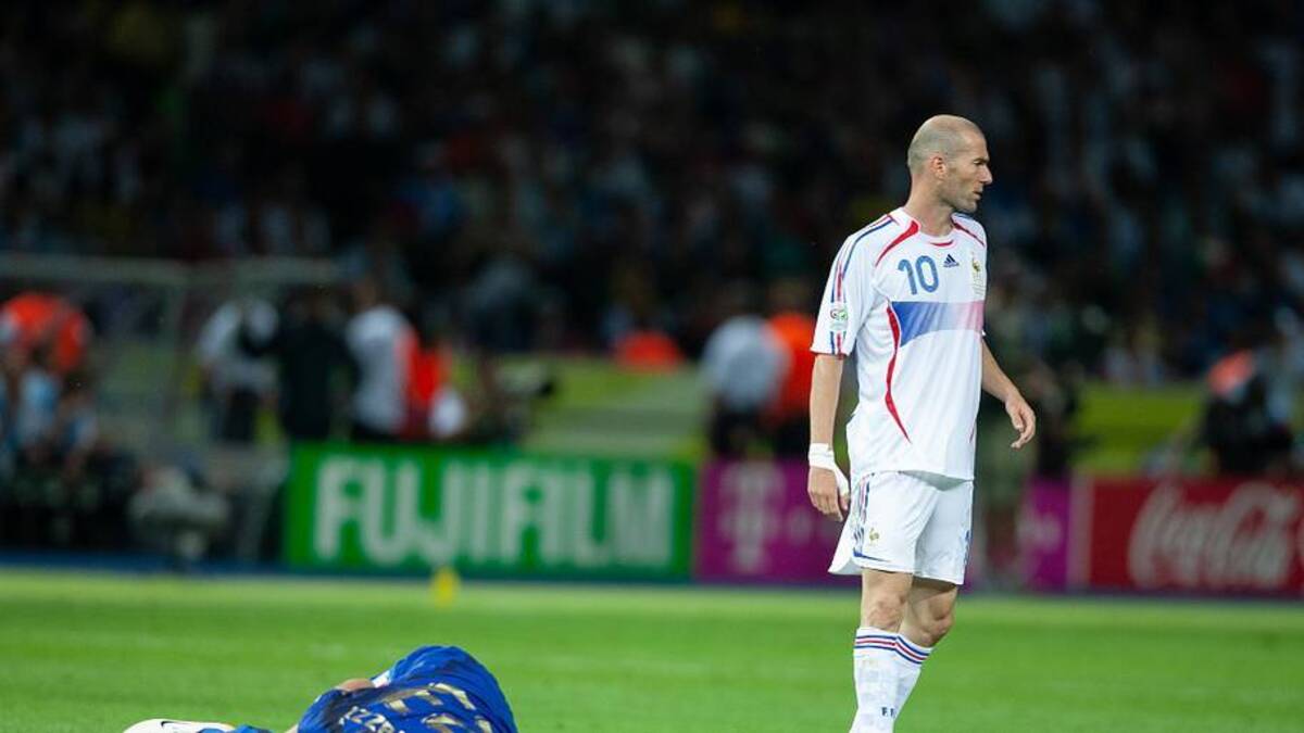  Zidane bowed out with a bang. | Simon Bruty/Anychance/Getty Images 