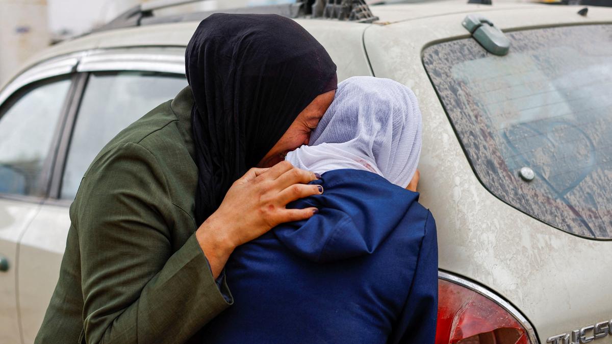 Mourners react during the funeral of Palestinian Mohammed Al-Ghandour, who was killed in an Israeli strike overnight, according to medics, at Al-Shifa Hospital in Gaza City, May 5, 2026. REUTERS/Mahmoud Issa