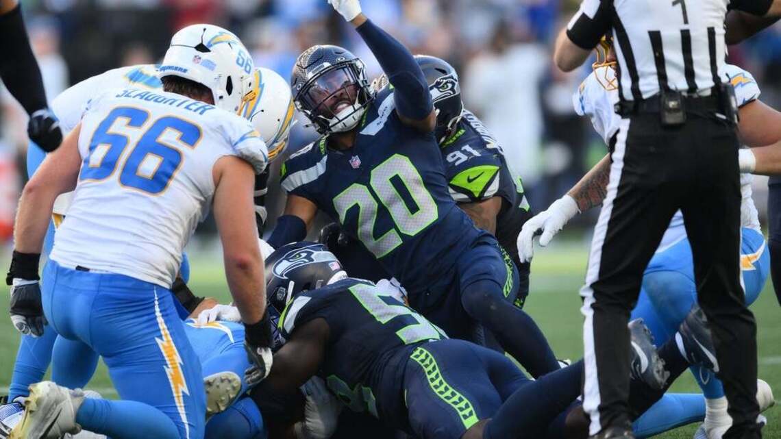 Seahawks outlast winless Chargers in penalty-laden affair 