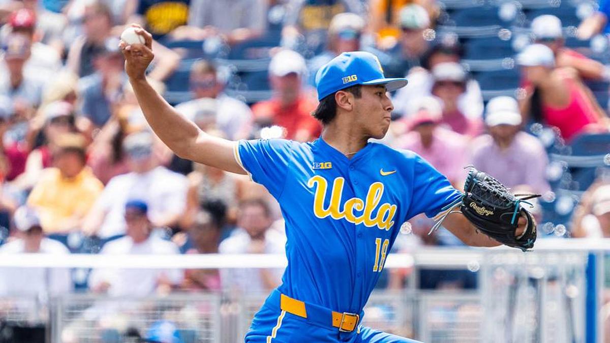  Jun 14, 2025; Omaha, Neb, USA; UCLA Bruins pitcher Wylan Moss (18) pitches during the fifth inning against the Murray State Racers at Charles Schwab Field. Mandatory Credit: Dylan Widger-Imagn Images | Dylan Widger-Imagn Images 