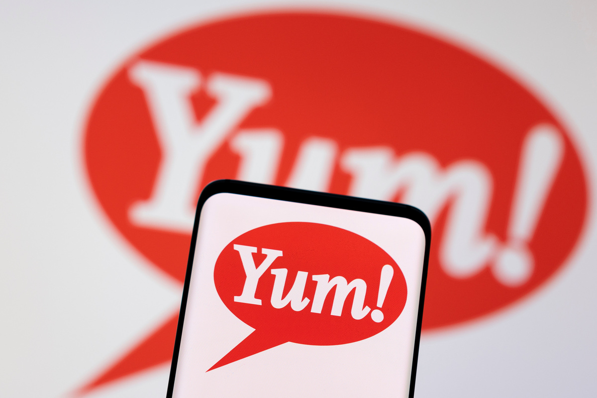 Yum Brands logo is seen displayed in this illustration taken, May 3, 2022. REUTERS/Dado Ruvic/Illustration