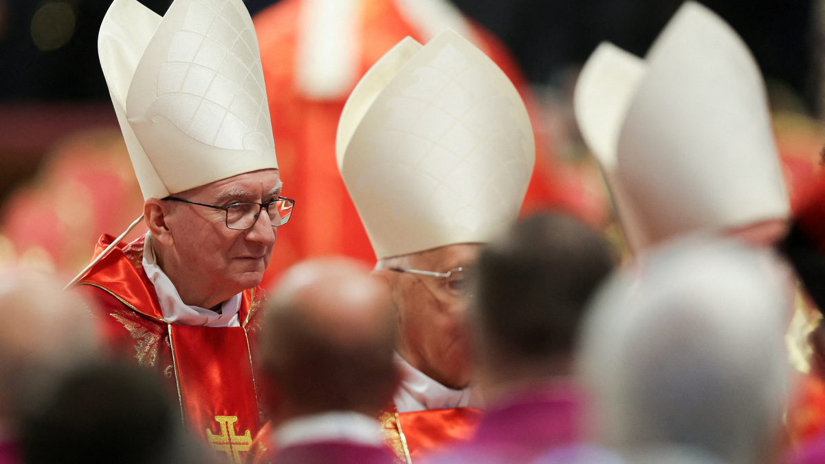 Cardinal Pietro Parolin attends the Holy Mass, celebrated for the election of the new pope, presided over by the Dean of the College of Cardinals, Cardinal Giovanni Battista Re, in St. Peter’s Basilica, at the Vatican, May 7, 2025. REUTERS/Murad Sezer