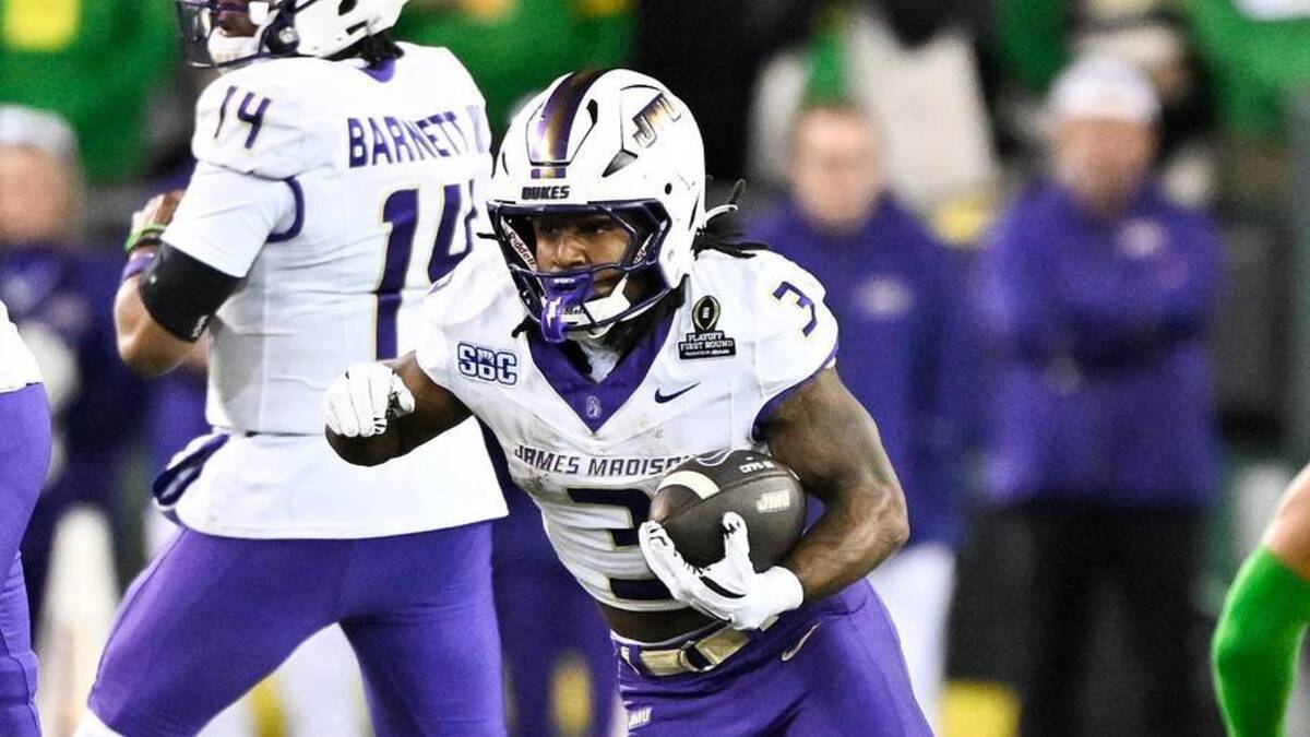  Dec 20, 2025; Eugene, OR, USA; James Madison Dukes running back Wayne Knight (3) rushes during the third quarter against the Oregon Ducks at Autzen Stadium. Mandatory Credit: Craig Strobeck-Imagn Images | Craig Strobeck-Imagn Images 
