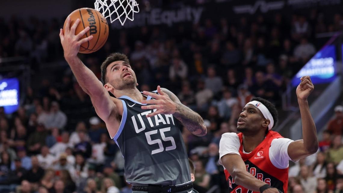 Raptors shoot 61% from field is demolishing of Jazz 