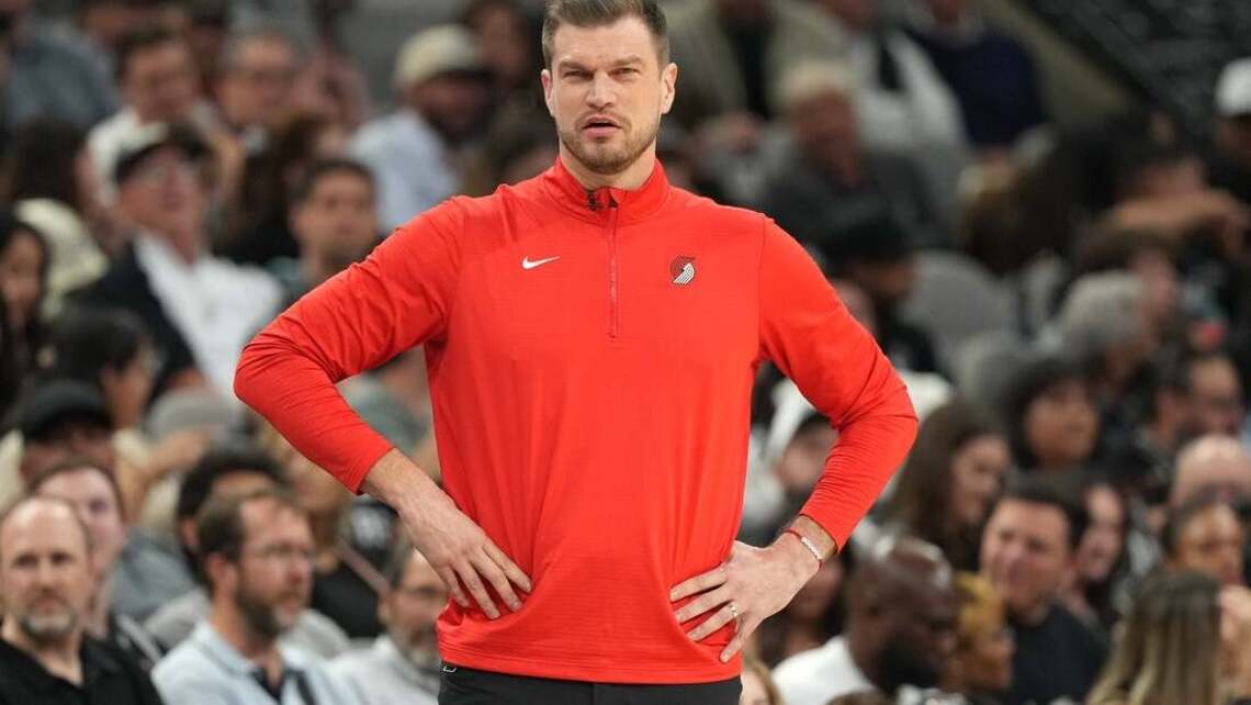 Bulls tab new head coach Tiago Splitter to lead next era 