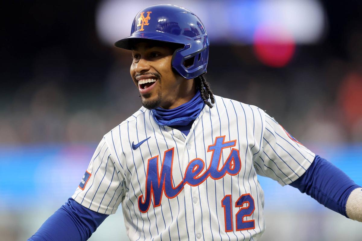  New York Mets shortstop Francisco Lindor (12) against the Minnesota Twins. © Brad Penner-Imagn Images
