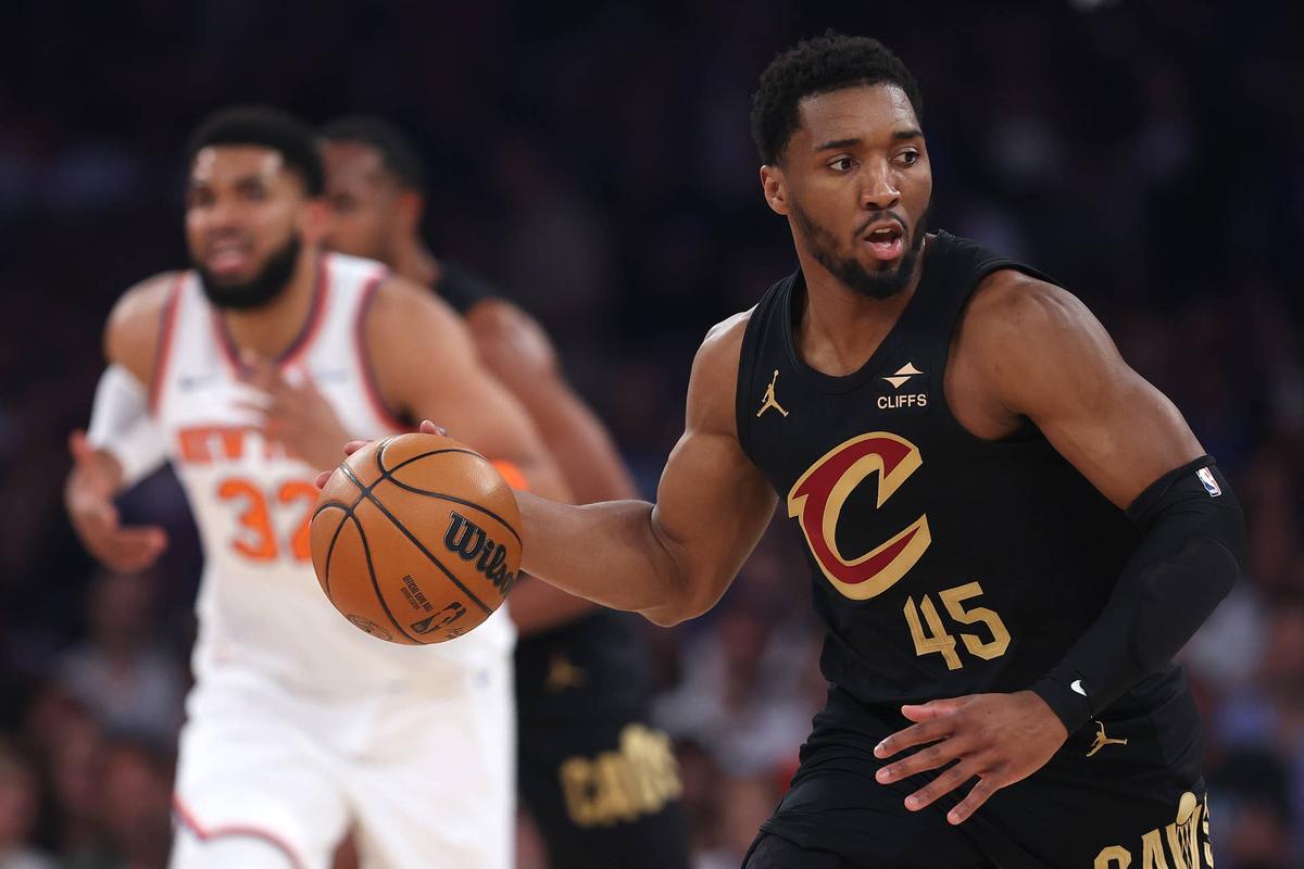  Donovan Mitchell was surprised the Cavs blew such a big lead. 