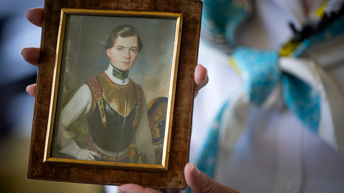 86 years later, artwork stolen by Nazis is returned to Minnesota descendants of Holocaust victim 