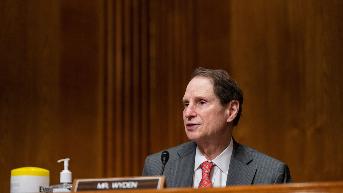 Warrant debate continues to hang over FISA renewal