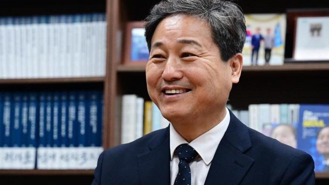 Seoul mayor hopeful Kim Young-bae pledges practical fixes