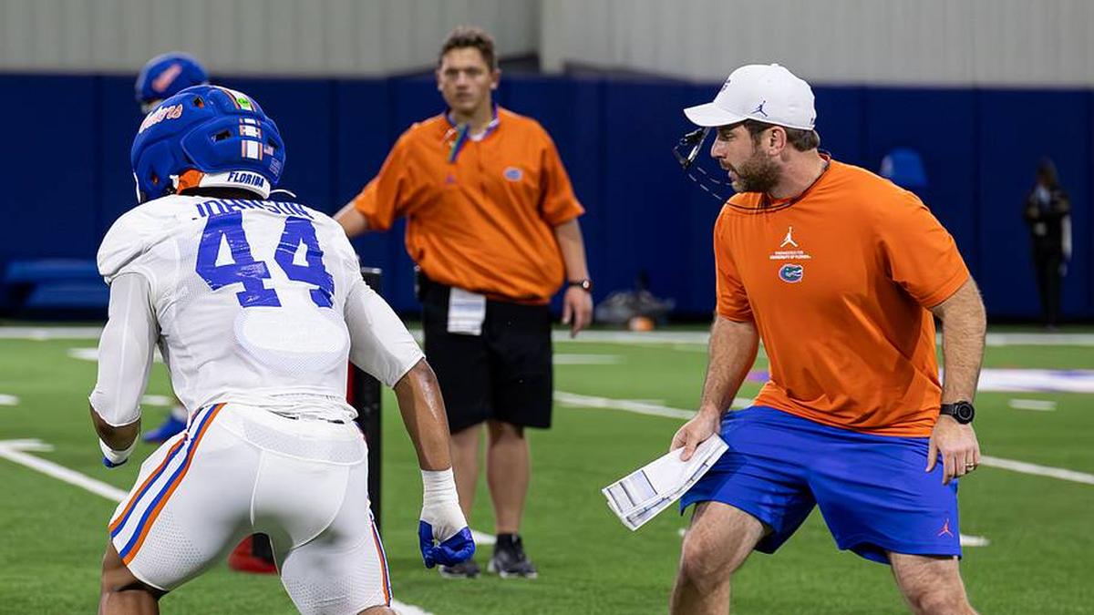  Florida Gators inside linebackers coach Greg Gasparato. | Kyle Lander / Florida Gators on SI 