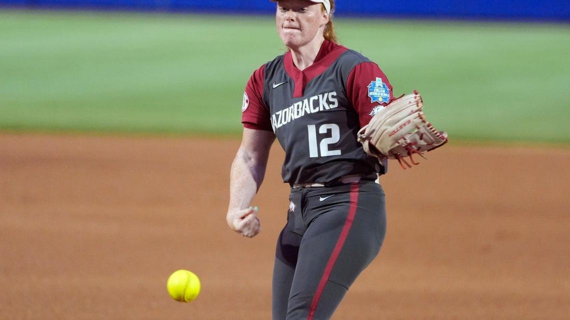 UCLA belts 4 homers to rout Arkansas in WCWS