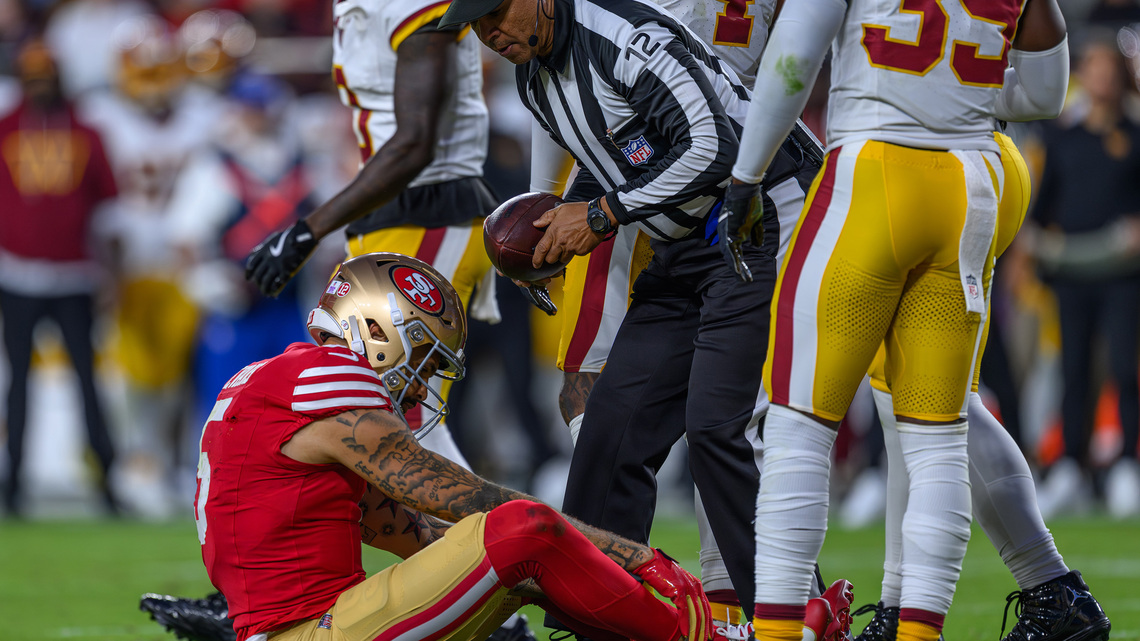 Mike Evans leaves 49ers-Commanders with Achilles injury