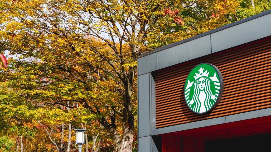 Starbucks Quietly Adds 2 New Drinks and 1 Tastes Like a Bakery Classic 