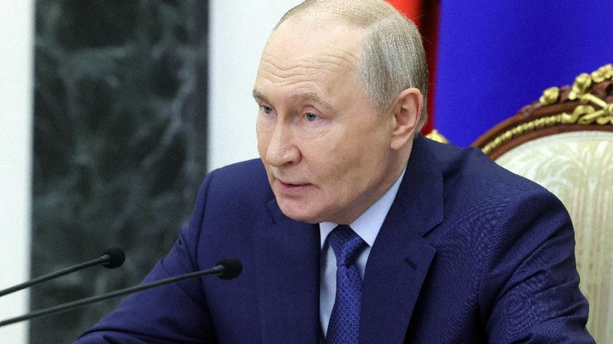 Russia's President Vladimir Putin chairs a meeting on economic issues in Moscow, Russia, May 15, 2026. Sputnik/Mikhail Metzel/Pool via REUTERS