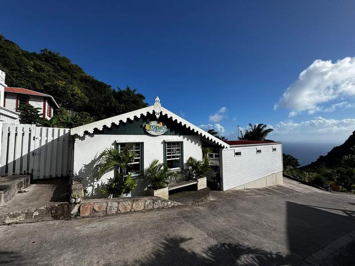  Tropics Cafe at Juliana’s Hotel offers stunning views paired with fresh cuisine and cocktails. Photo credit: Emily Molina 