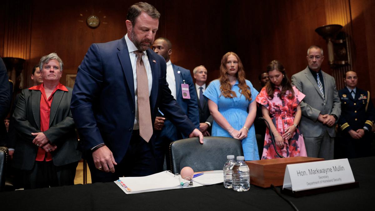 U.S. Homeland Security Secretary Markwayne Mullin arrives to testify before a Senate Appropriations Homeland Security Subcommittee hearing on the president's proposed FY2027 budget request for the Department of Homeland Security, on Capitol Hill in Washington, D.C., U.S., June 2, 2026. REUTERS/Evan Vucci