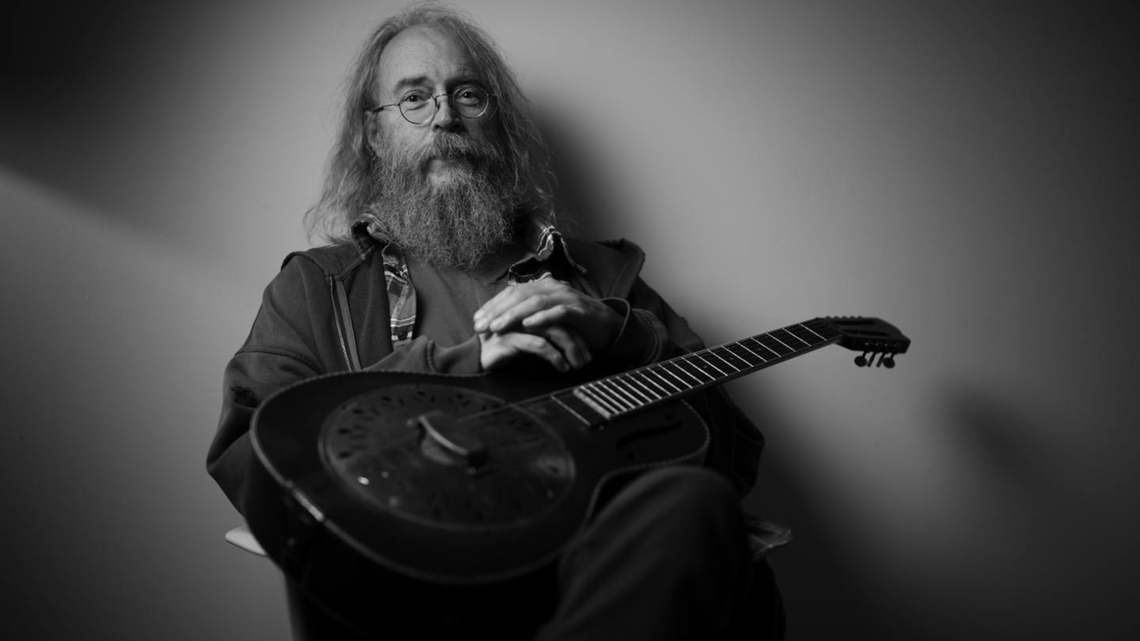 Minnesota folk and blues hero Charlie Parr gets with the times 