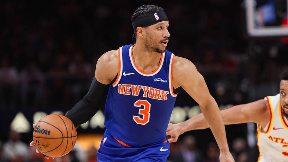 Apr 30, 2026; Atlanta, Georgia, USA; New York Knicks guard Josh Hart (3) dribbles against the Atlanta Hawks in the second quarter during game six of the first round of the 2026 NBA Playoffs at State Farm Arena. | Brett Davis-Imagn Images 