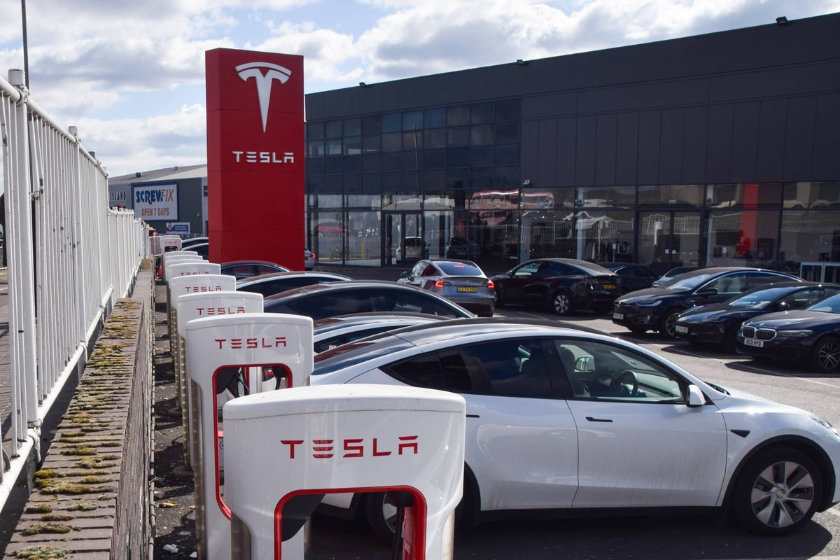  Telsa is now approved for FSD in Belgium. 