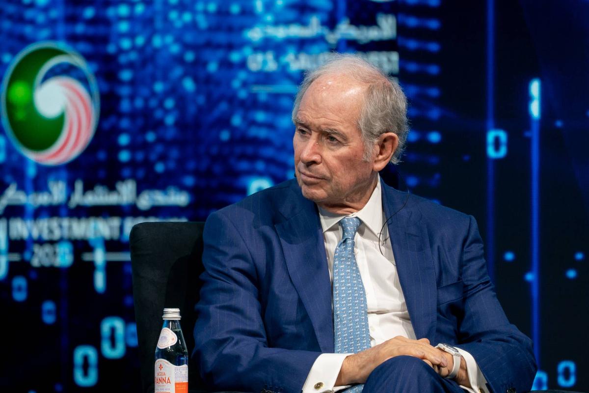  Blackstone CEO Stephen Schwarzman is betting big on Asia. 