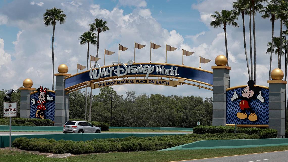Disney World's 'Iconic' New Announcement Has Fans Saying Today Is the 'Best Day Ever' 