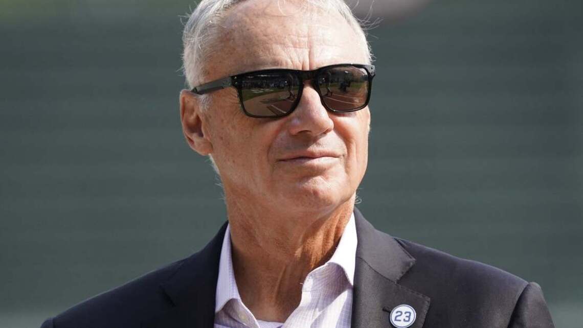 Commish: ‘We’re planning on playing baseball next year’