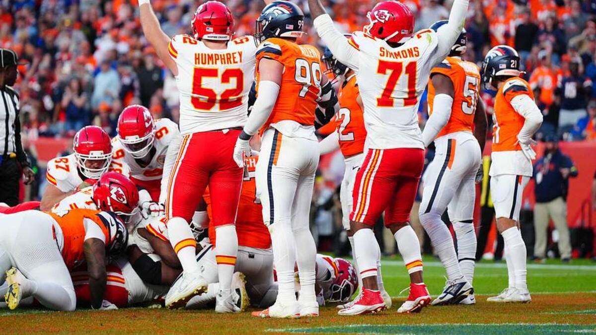  The Chiefs' starting offensive line is set in stone. | Ron Chenoy-Imagn Images 
