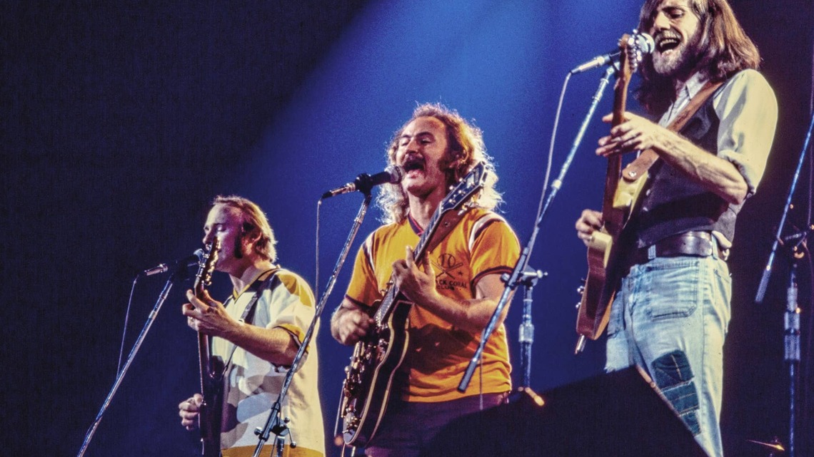 1977 Soft Rock Song, Written in 15 Minutes in Hawaii, Became a Major Hit 