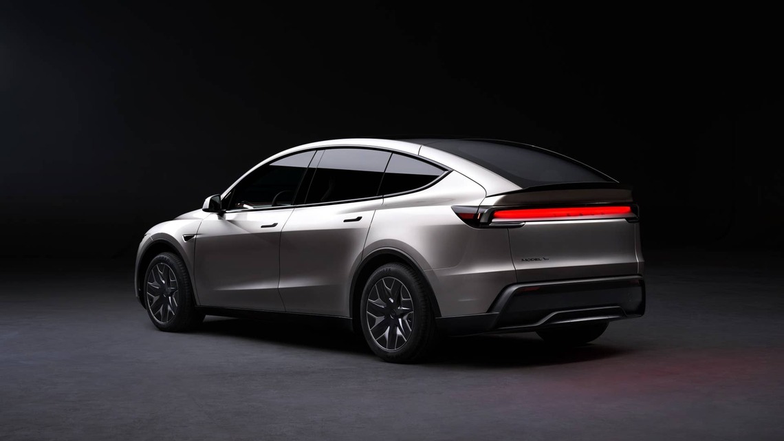 Top 5 Best Replacement Tires For Tesla Model Y 