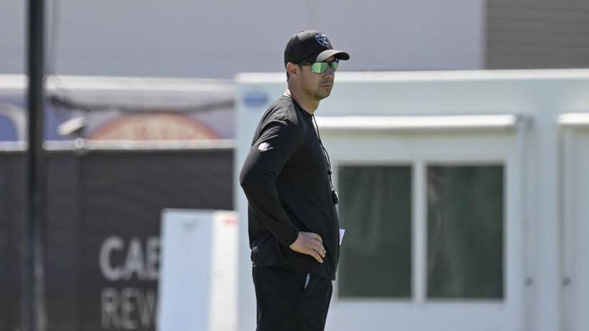  May 20, 2026; Henderson, NV, USA; Las Vegas Raiders head coach Klint Kubiak looks on during organized team activities at Intermountain Health Performance Center. Mandatory Credit: Candice Ward-Imagn Images | Candice Ward-Imagn Images 