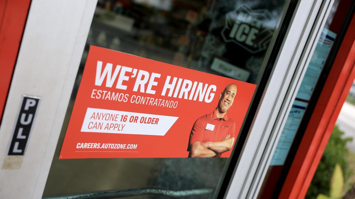 US jobs gain of 178,000 tops forecasts, unemployment falls 