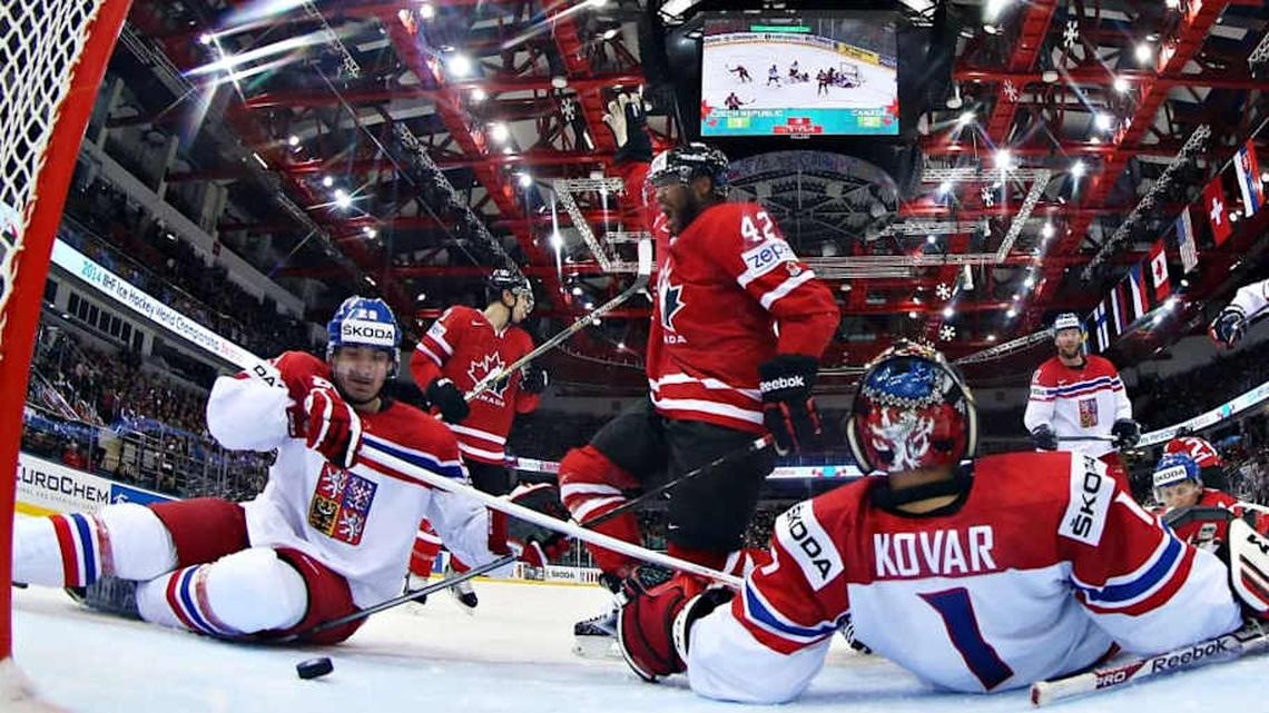  Vasily Fedosenko/The Canadian Press/AP P 