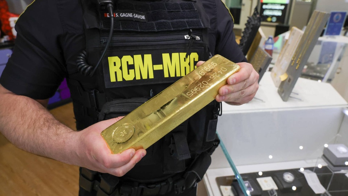 Gold, silver rally off ugly crash, but investors remain on edge