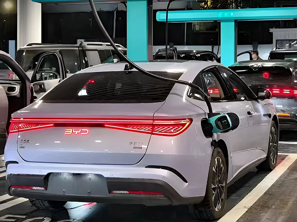 BYD's Ultra-Fast Flash Charging