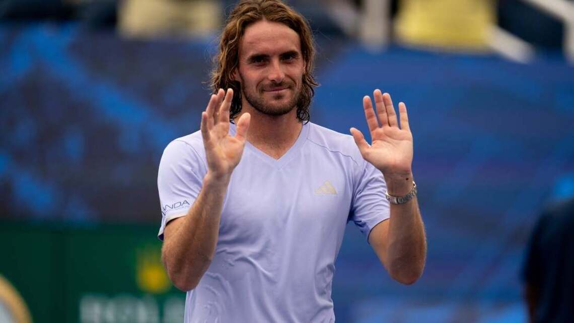 Former Cincinnati runner-up Stefanos Tsitsipas advances to 2nd round  